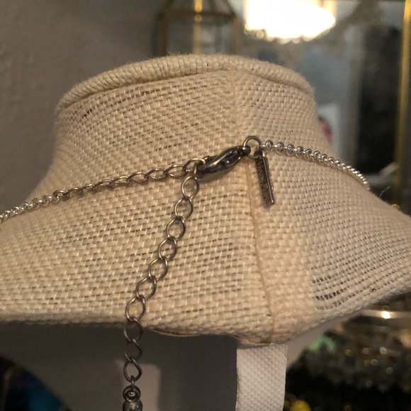 Vantel Pearl Three of Diamonds Necklace Black - Picture 4 of 6